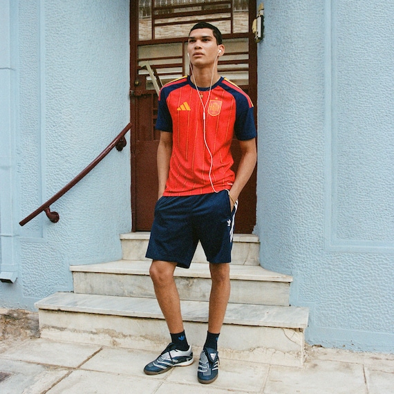 店舗完売】adidas Spain Home Jersey 半袖 Au M adidas Spain 26 Home